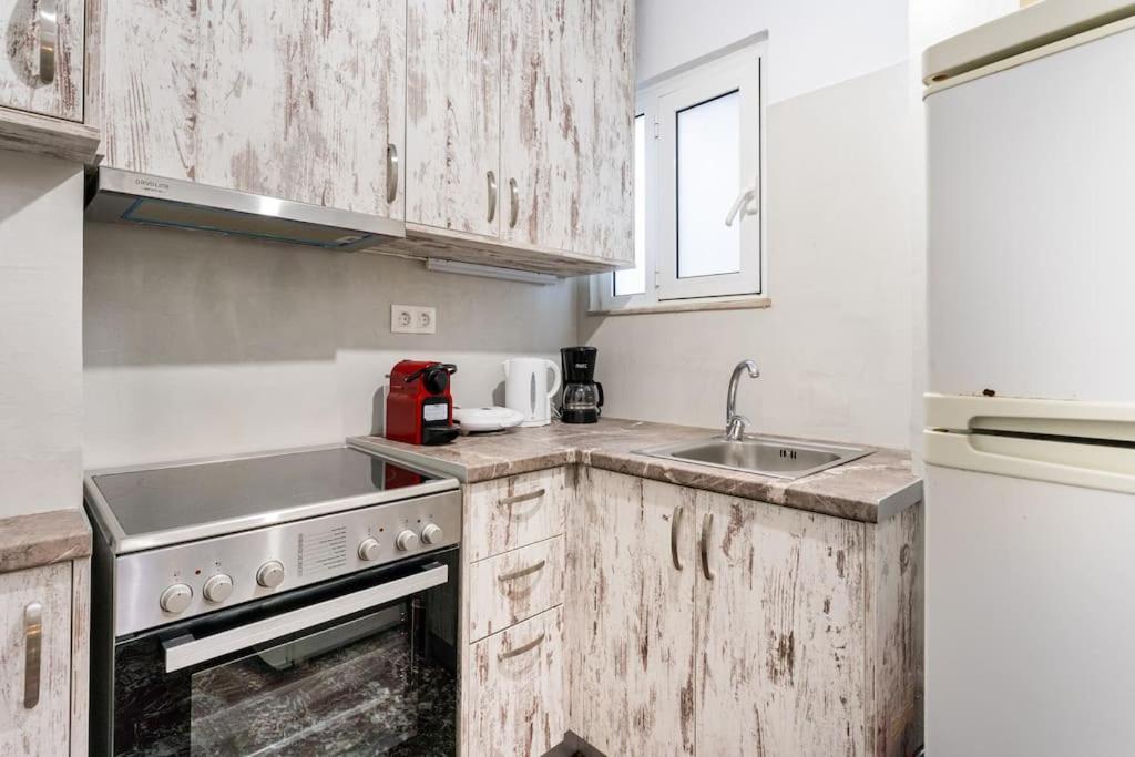 Downtown Cute Apt In The Heart Of Plaka Αθήνα Εξωτερικό φωτογραφία